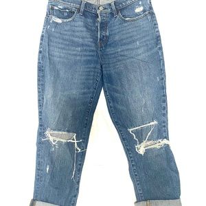 Abercrombie & Fitch Mid-rise boyfriend jeans